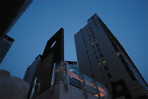 辦理營業(yè)執(zhí)照需要什么證件和材料，2019年工商執(zhí)照辦理的條件和材料有哪些